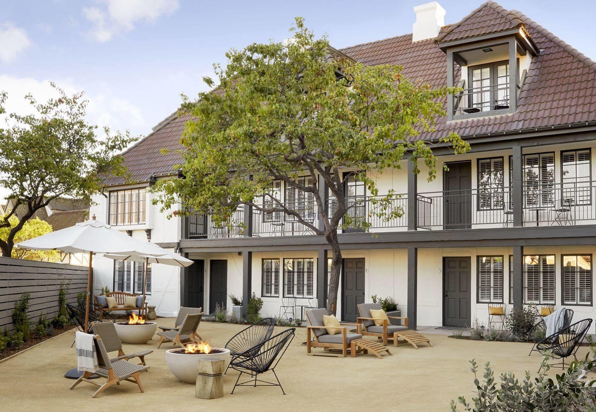 The Landsby Hotel Solvang Exterior photo
